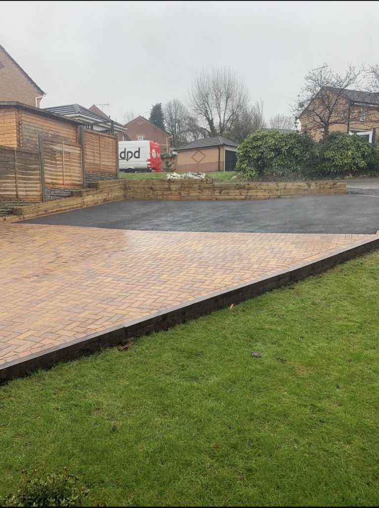 Block Paved and Tarmac Driveway